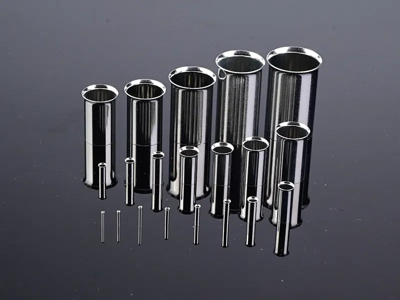Precision Metal Terminals Portfolio til bilindustrien og elektroniksektoren